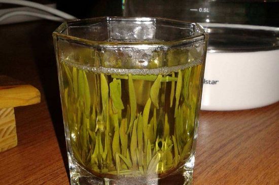 冷泡茶用什么茶葉最好，什么樣的茶適合冷泡？