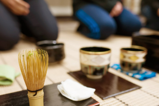 女人喝茶要行扣茶禮嗎，叩茶禮女士能用嗎？