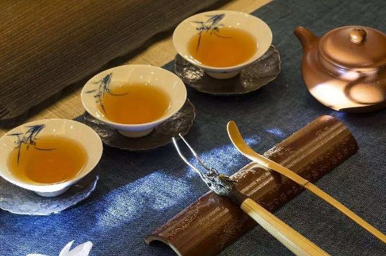 哪些茶適合泡功夫茶，功夫茶應(yīng)該配什么茶葉