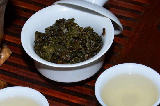 烏龍茶沖泡時(shí)間是多久，怎樣泡烏龍茶