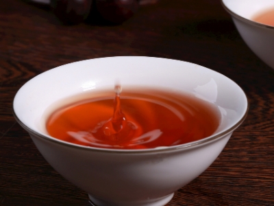 女人長(zhǎng)期喝紅茶好不好，女人喝紅茶的功效