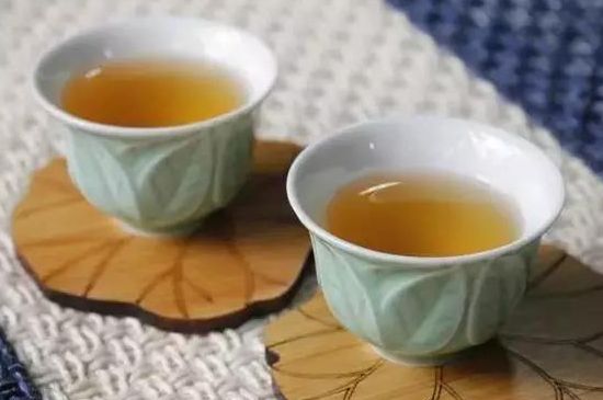 茶的三個(gè)禮儀，茶的禮儀小知識(shí)
