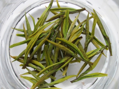 安吉白茶的功效與作用，簡單概括安吉白茶功效