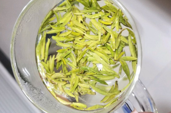 茶葉過(guò)期5年了但沒(méi)開封，茶葉放久了能喝嗎