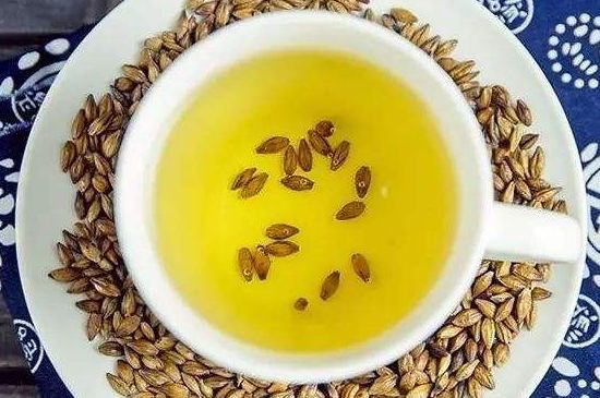 飯店喝的聞起很香的茶，餐館里的蕎麥茶還是大麥茶？