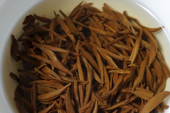 好壞金駿眉圖片對比，怎么挑選金駿眉茶葉