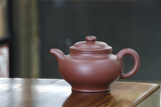 剛買的紫砂壺要怎么開(kāi)壺養(yǎng)壺，<a href=http://m.huxthp.com/chaju/zisha/ target=_blank class=infotextkey>紫砂壺開(kāi)壺</a>與養(yǎng)壺的方式方法