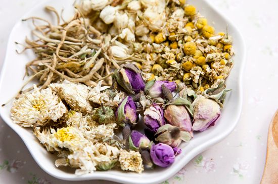 祛濕最有效的泡花茶，濕氣重適合泡什么花茶？