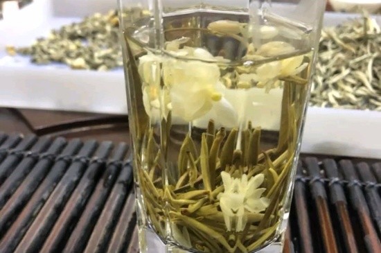 茉莉花花茶能煮嗎，喝茉莉花茶適合煮好還是泡好？