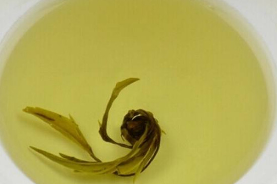 茉莉龍珠茶男人能喝嗎，男性夏季可以喝龍珠茶嗎