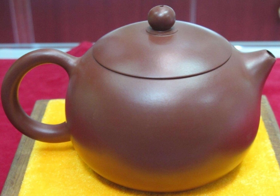 宜興紫砂壺四大經(jīng)典壺型叫什么，傳統(tǒng)紫砂四大名壺介紹