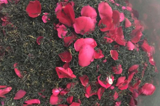 玫瑰花泡水喝的9大禁忌，喝玫瑰花茶有什么禁忌