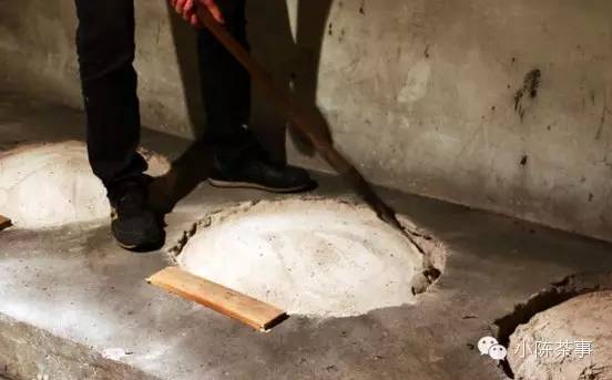 怎樣炭焙巖茶？揭秘武夷巖茶的炭焙技藝