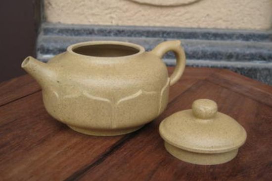 本山綠泥怎么分辨真假，真正的本山綠泥紫砂壺怎么鑒別？