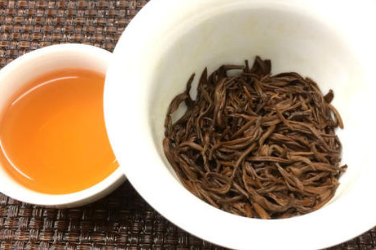 新茶和陳茶的區(qū)別，新茶和陳茶的介紹