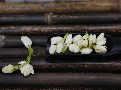 茉利花茶有什么功效作用，不適合什么人喝？