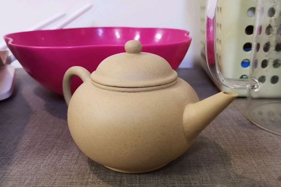 手工紫砂壺和模具壺有什么區(qū)別，快速鑒別手工壺模具壺