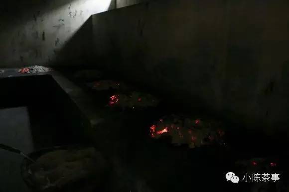 怎樣炭焙巖茶？揭秘武夷巖茶的炭焙技藝