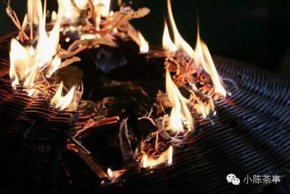 怎樣炭焙巖茶？揭秘武夷巖茶的炭焙技藝