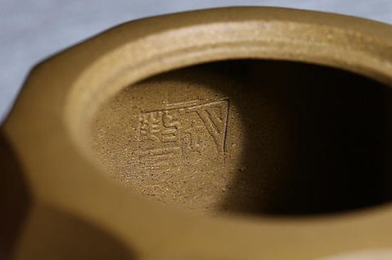 紫砂壺密密麻麻黑點，布滿了很多小黑點的紫砂好嗎