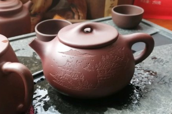 紫砂開壺和不開壺的區(qū)別，<a href=http://m.huxthp.com/chaju/zisha/ target=_blank class=infotextkey>紫砂壺開壺</a>的正確方法及開壺建議