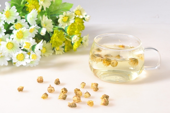 喝菊花茶有什么效果，女人長期喝菊花茶好嗎？