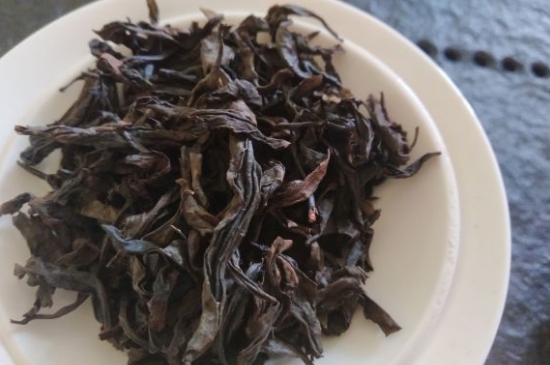 為什么喝巖茶會(huì)上火，巖茶喝多上火怎么辦？