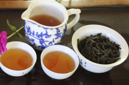 大紅袍四大品種有哪些，大紅袍的種類和著名品種特點(diǎn)介紹