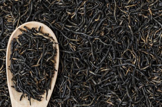 紅茶放置10年還能喝嗎，多年過期紅茶居然還能喝？