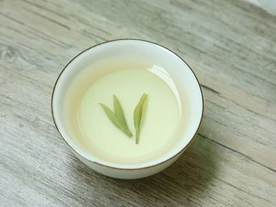 竹葉青茶怎么樣，檔次較高味道略苦價(jià)格比較貴