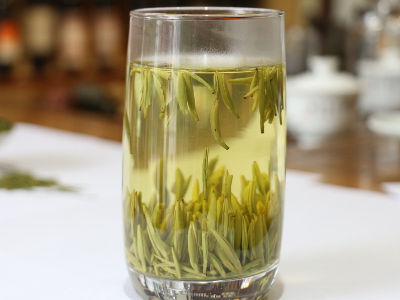 竹葉青茶怎么樣，檔次較高味道略苦價(jià)格比較貴