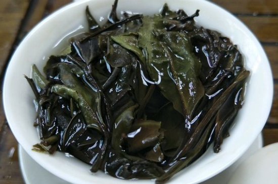 福鼎白茶貢眉和壽眉的區(qū)別，壽眉與貢眉有什么區(qū)別