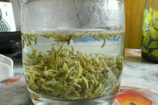 碧螺春為什么泡水渾濁，碧螺春茶葉泡水感覺很臟是混濁的