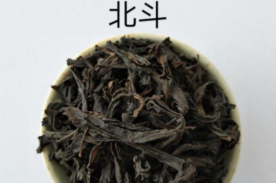 大紅袍四大品種有哪些，大紅袍的種類和著名品種特點(diǎn)介紹