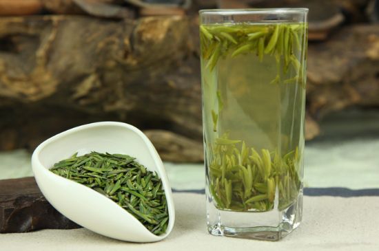 竹葉青和雀舌哪個貴，竹葉青茶貴嗎？