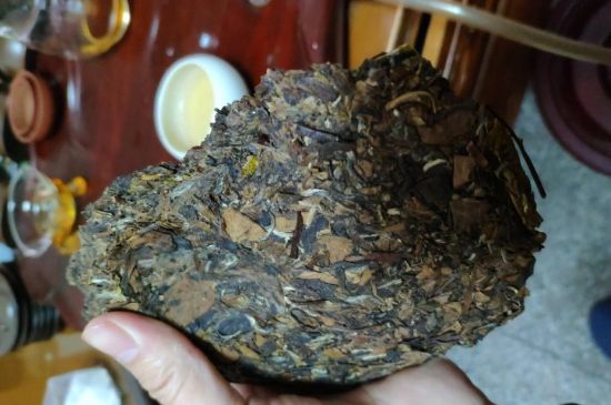 7年壽眉和2年白牡丹哪個好，老白茶壽眉與白牡丹的口感區(qū)別