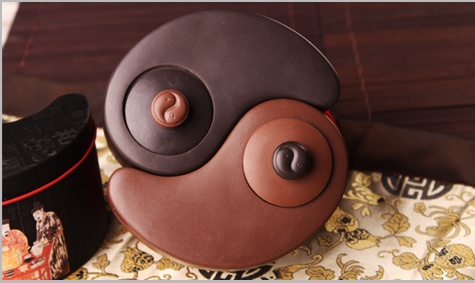 太極陰陽(yáng)紫砂壺，創(chuàng)意格紫砂壺