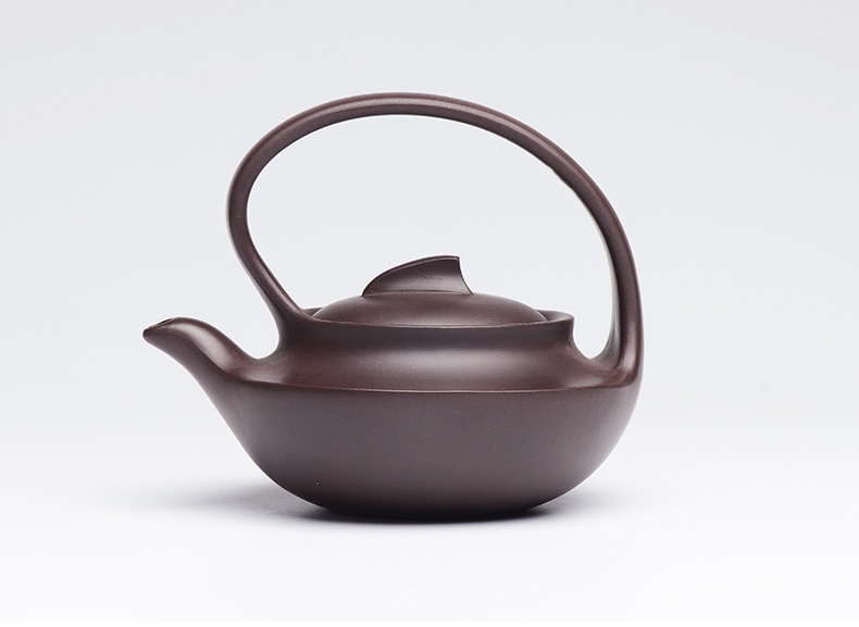 提梁精美紫砂壺，創(chuàng)意手工紫砂壺