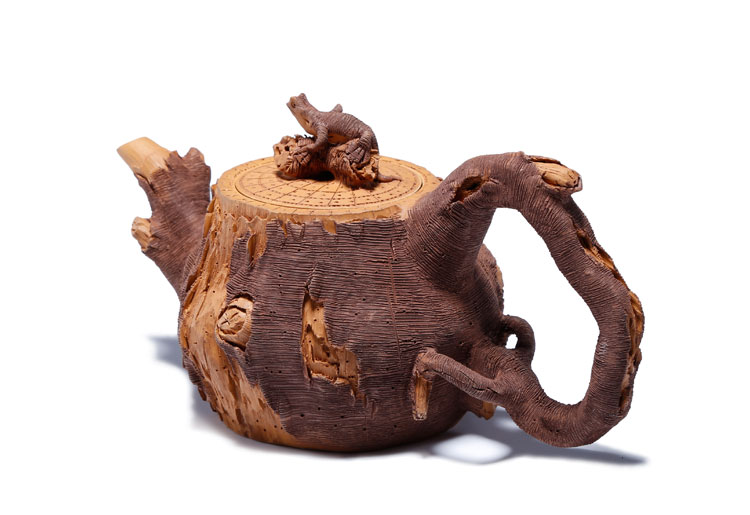 仿木外皮紫砂壺，創(chuàng)意木樁手工雕刻紫砂壺